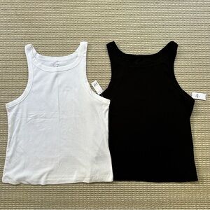 NWT Gap Halter Neck Tank Tops Black and White XL